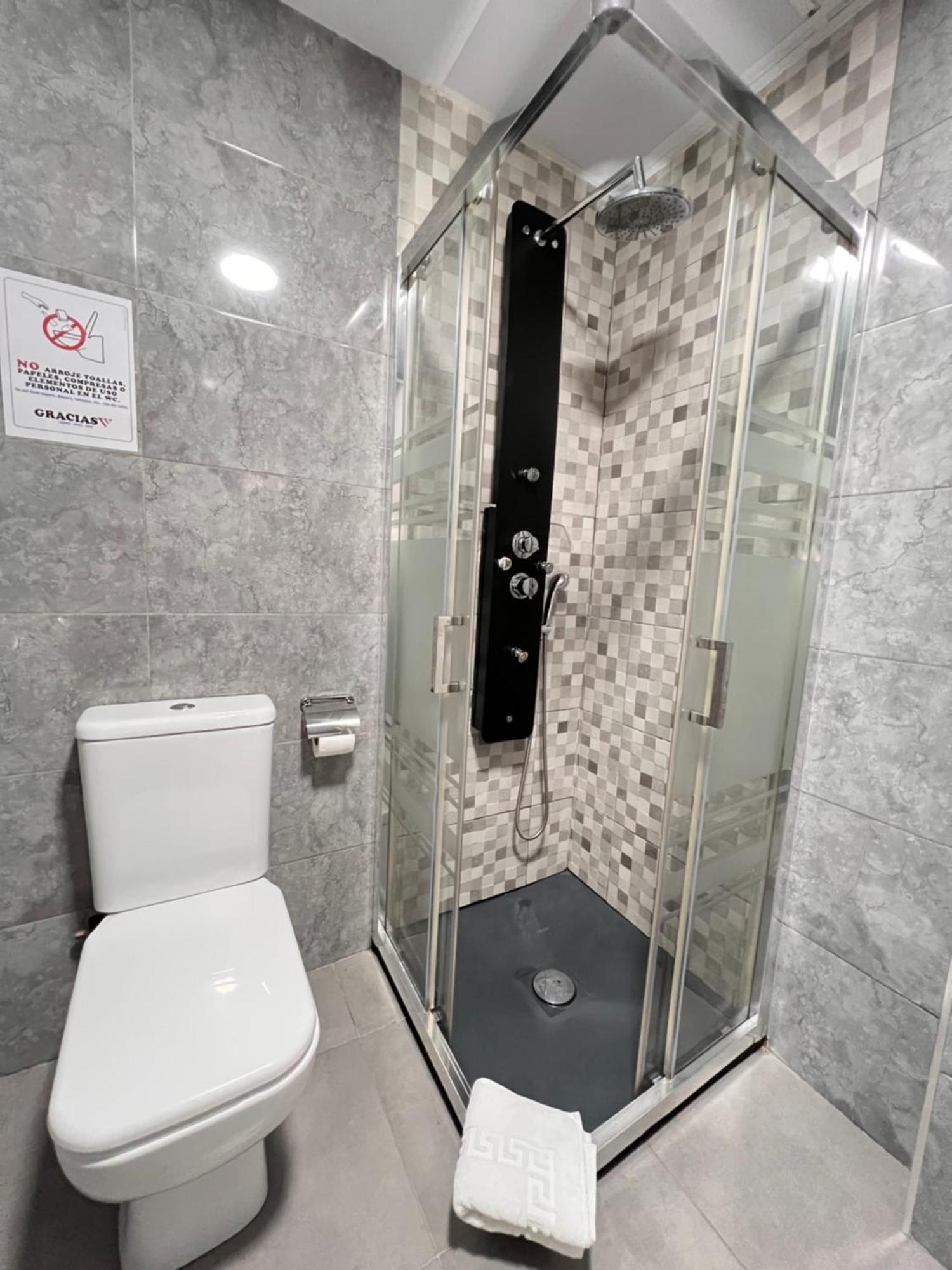Nuestra Casita De Marmoles Parking Incluido 2 Bicis Gratis Lägenhet Málaga Exteriör bild